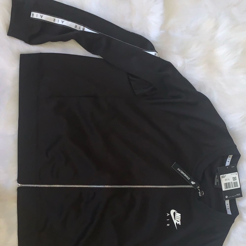 Nike light bomber